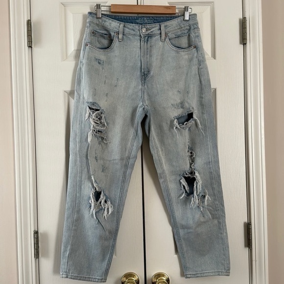 Wild Fable Loose Fit Distressed Jeans High Rise Denim Size 8 - Picture 2 of 9
